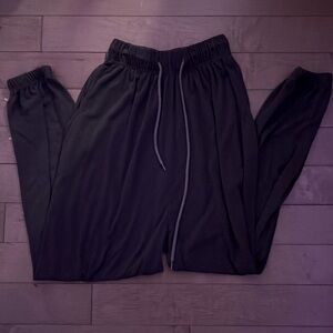 Amazon. Cotton. Color: Brown. Size: Small.